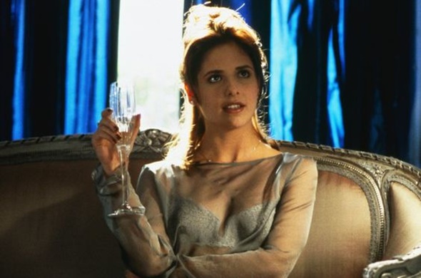Kathryn Reuteuil drinking champagne like the absolute bitch she is.
